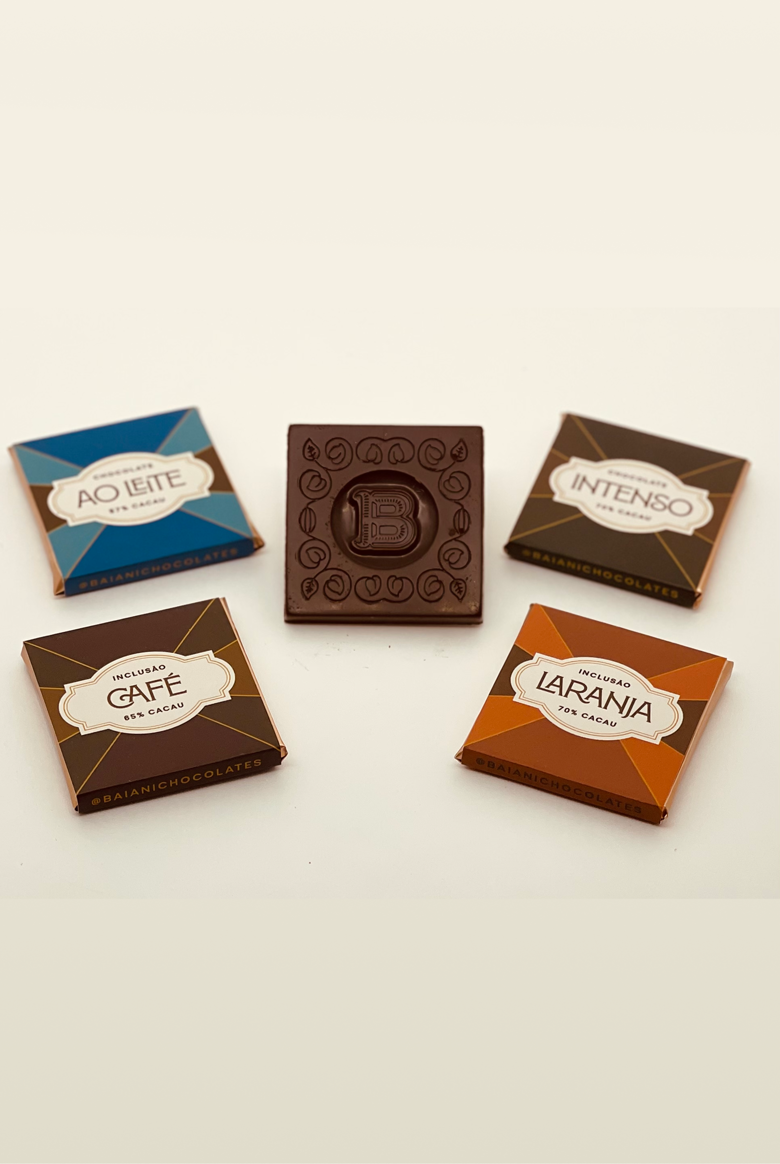 Kit com 4 Barrinhas de Chocolate de 7g cada - 28g total